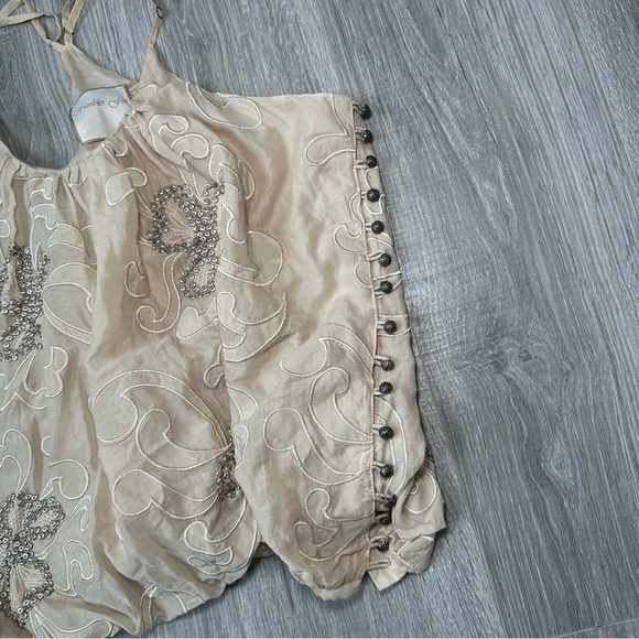 Anthropologie Fumblin Foe Beige Embroidered Balloon Top with Button Down Side L - Picture 2 of 5